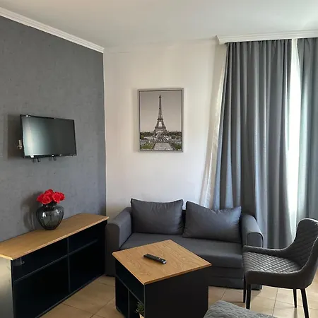 فندق Art فارنا