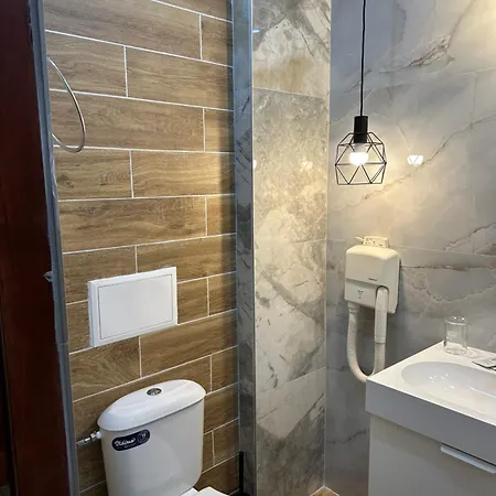 Ξενοδοχείο Art 2*