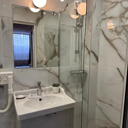 Art Ξενοδοχείο Βάρνα