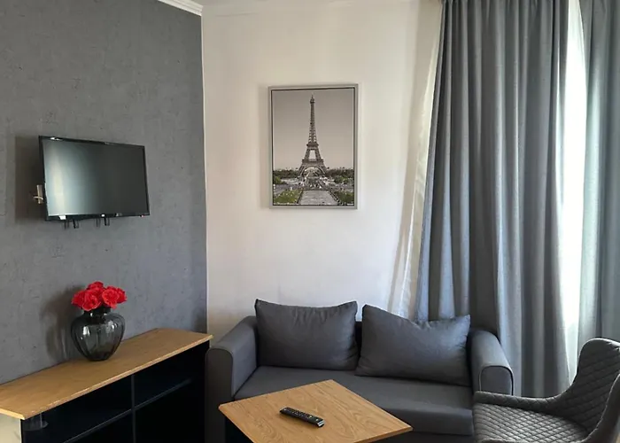 فندق Art فارنا