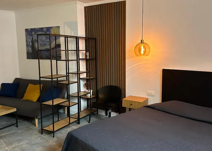 فندق Art فارنا